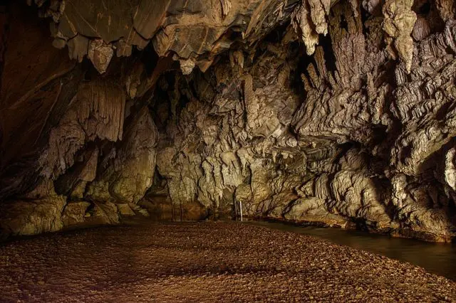 cavernas no brasil caverna agua suja