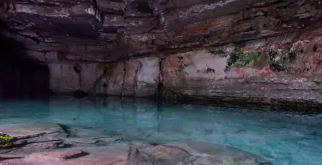 cavernas no brasil gruta aroe jari lagoa azul