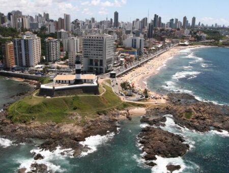 Onde ficar em Salvador: os três melhores bairros no coração da Bahia