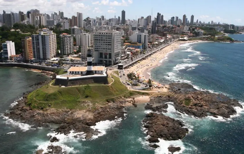 Onde ficar em Salvador: os três melhores bairros no coração da Bahia