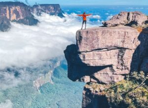 Qual a melhor agência para subir o Monte Roraima?