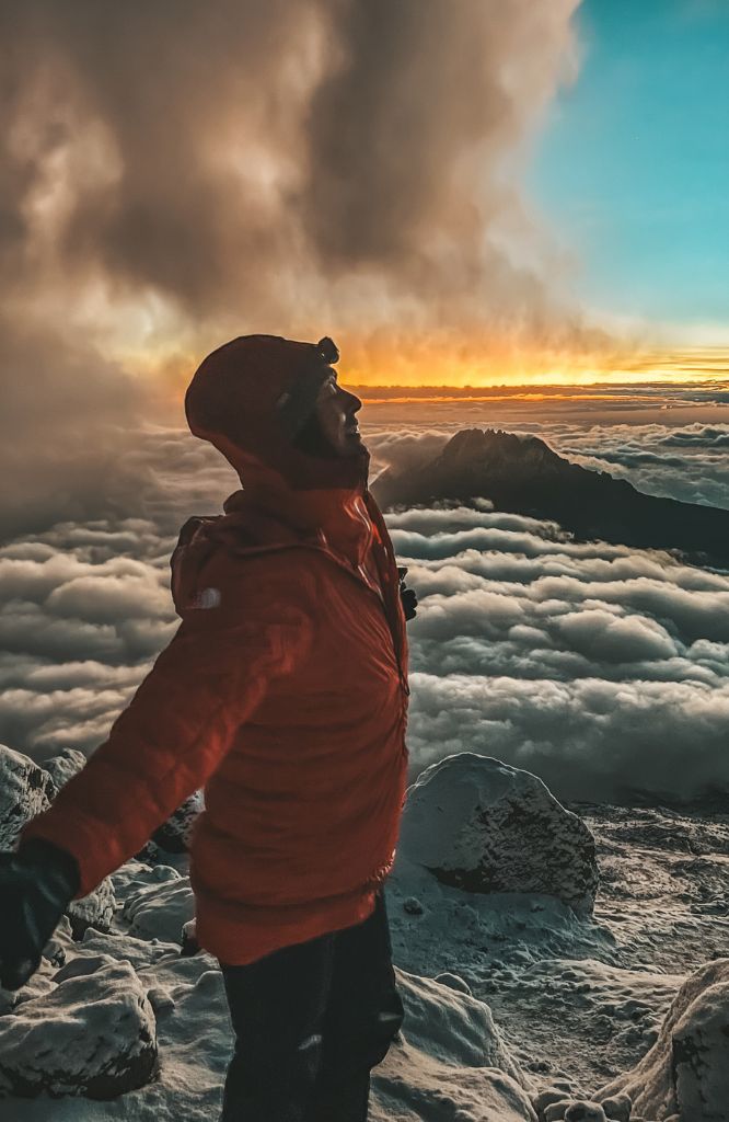 melhor época para subir o kilimanjaro