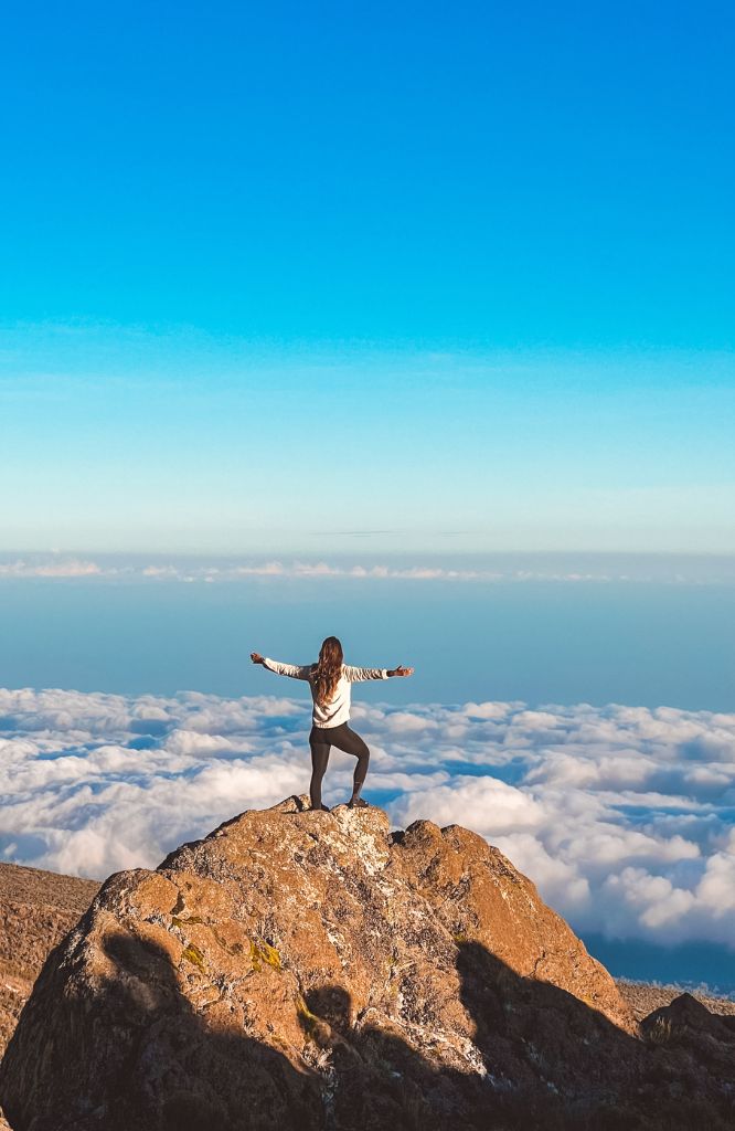 melhor época para subir o kilimanjaro